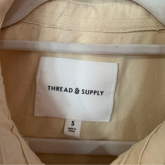 Thread & Supply Women's Small S Cream Corduroy Oversized Shirt Jacket Shacket - Picture 3 of 6